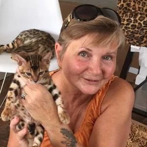 Meet your Posher, Deb